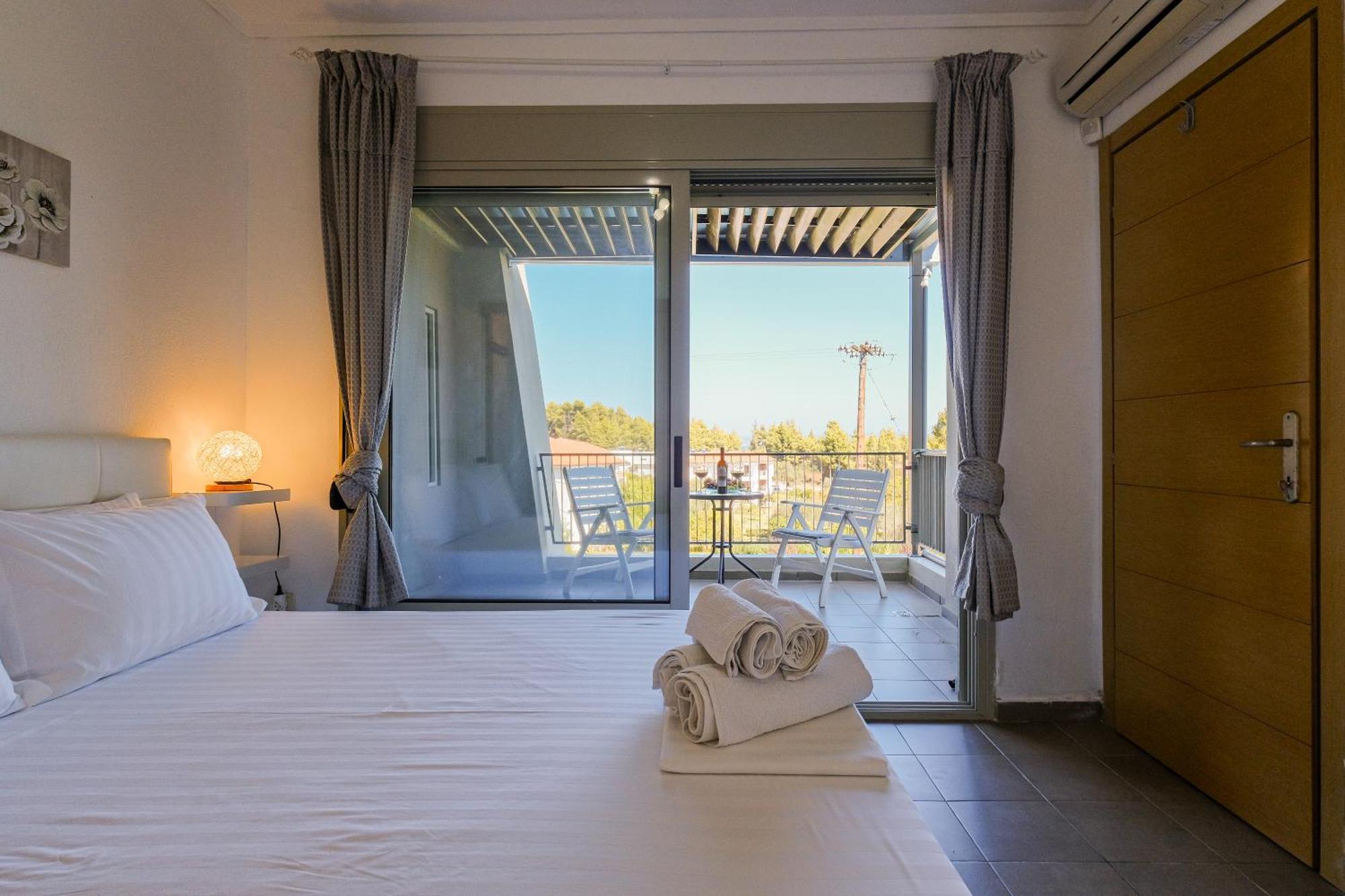 Deluxe Chrousso Pool Villa Палиурион Екстериор снимка