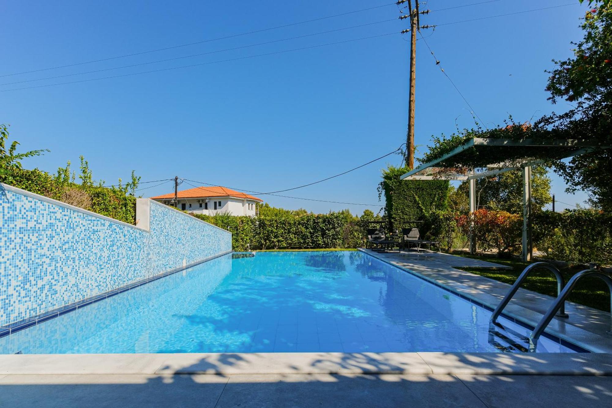 Deluxe Chrousso Pool Villa Палиурион Екстериор снимка
