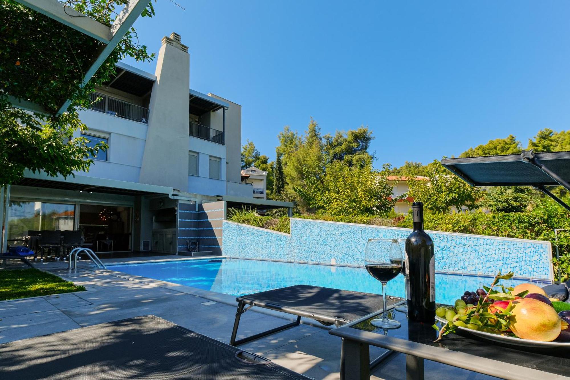 Deluxe Chrousso Pool Villa Палиурион Екстериор снимка