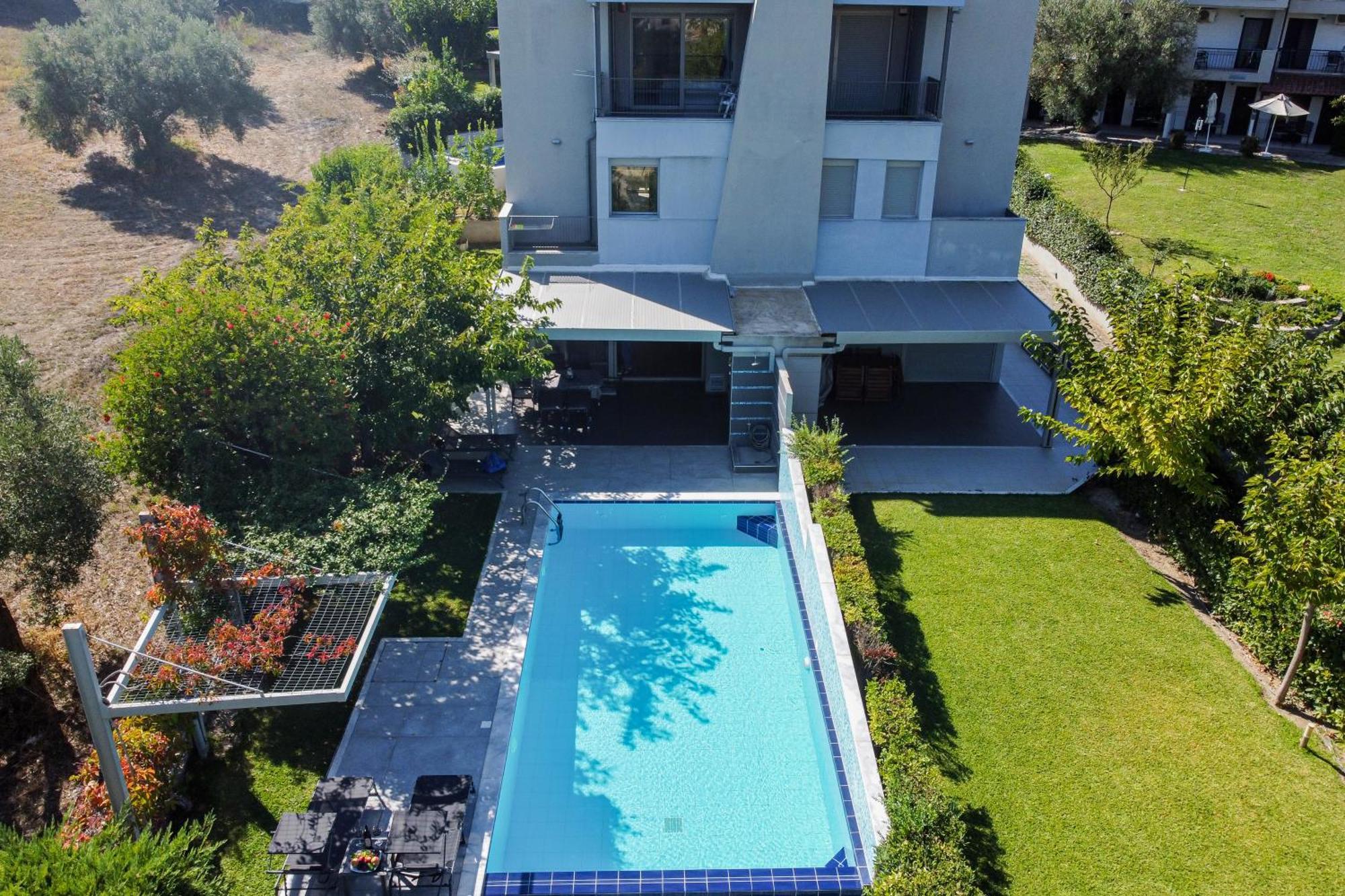 Deluxe Chrousso Pool Villa Палиурион Екстериор снимка